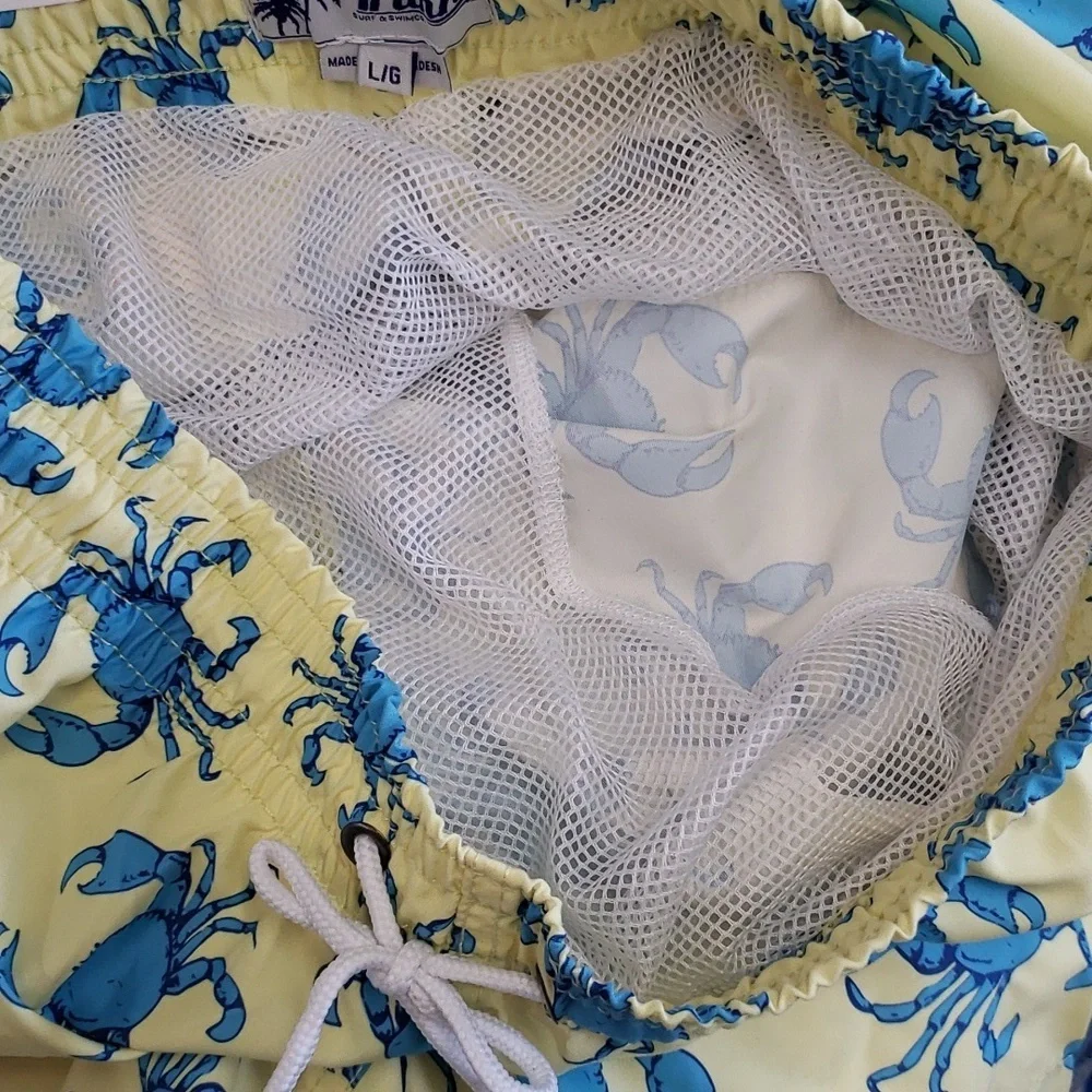 Trunks Brand NWT Men's Pale Yellow with Blue Crab Design Swim Trunks